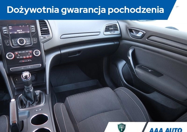 Renault Megane cena 50000 przebieg: 84827, rok produkcji 2017 z Brzeziny małe 191